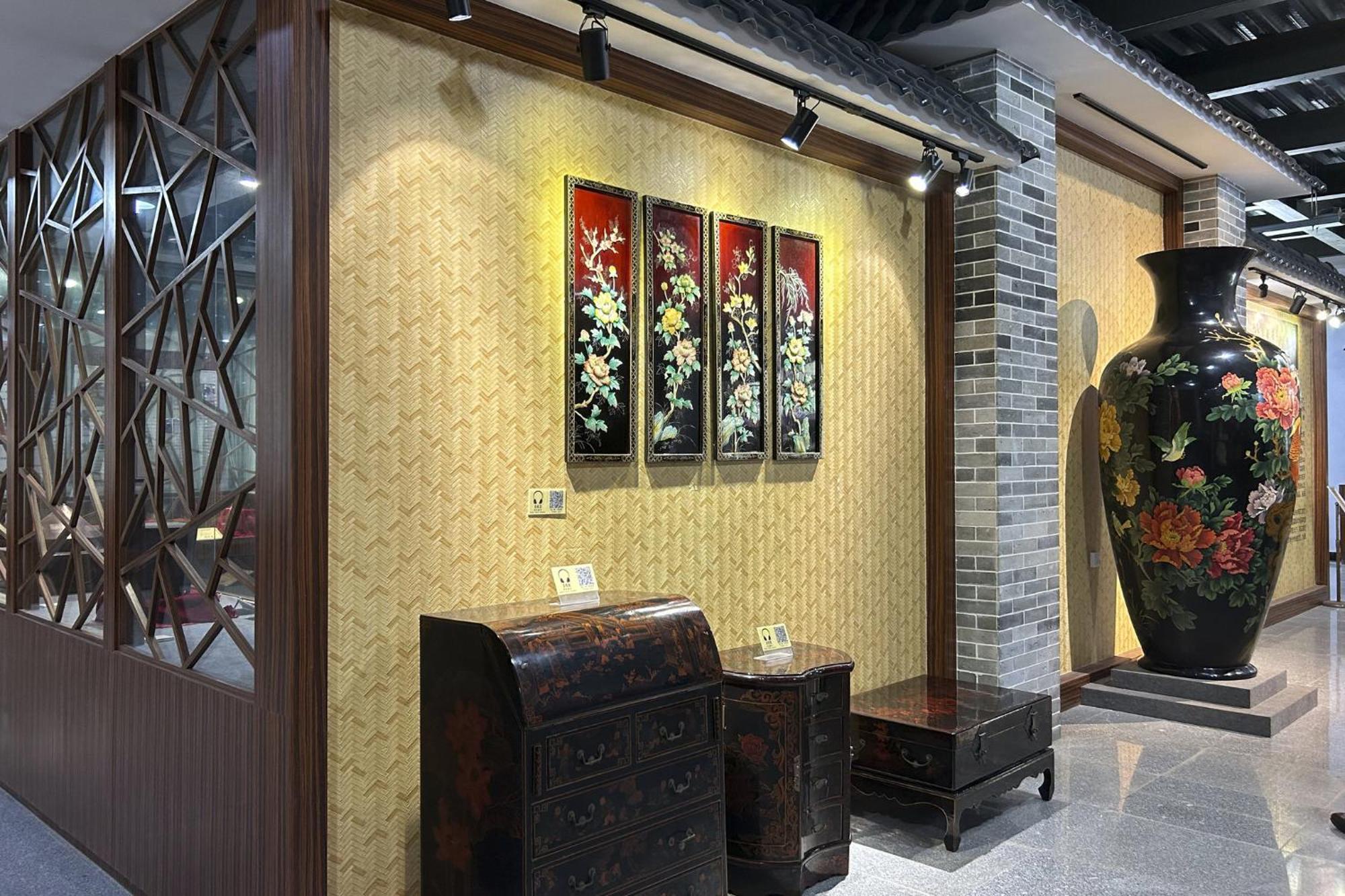 ホテル Hualuxe ヤンジアン シティ センター 陽江市 エクステリア 写真